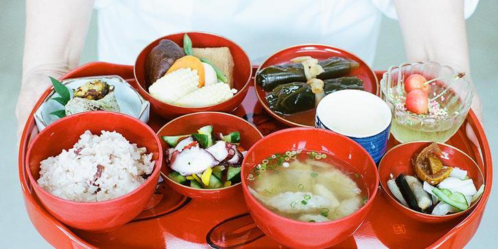 祭りのごちそう