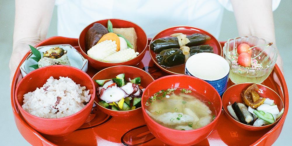 祭りのごちそう